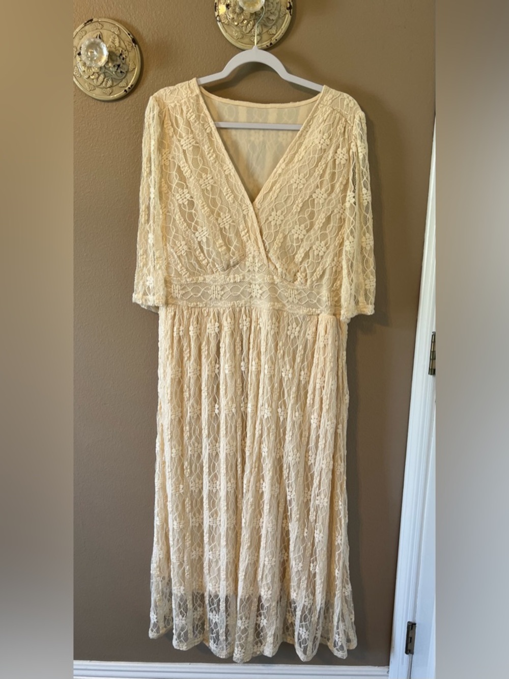 Bloomchic Cream Lace V-Neck Maxi  Dress